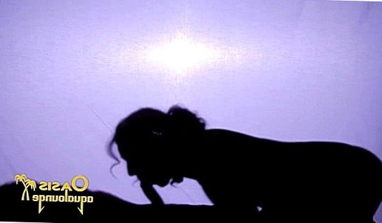 Скромная рыжуля пришла к вудману и попала на член негра, порно видео