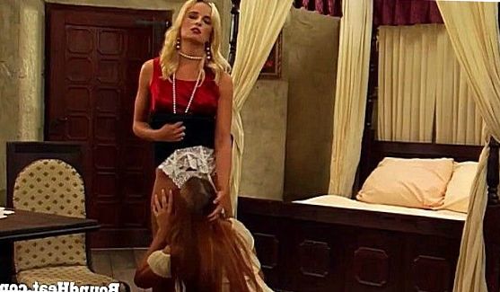 Русская молодая брюнетка устроила себе и парню вечер секса, порно видео
