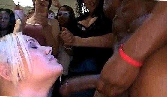 мама разрешает ебать, порно видео