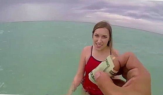 Кесси Янг дает в чулочках, порно видео